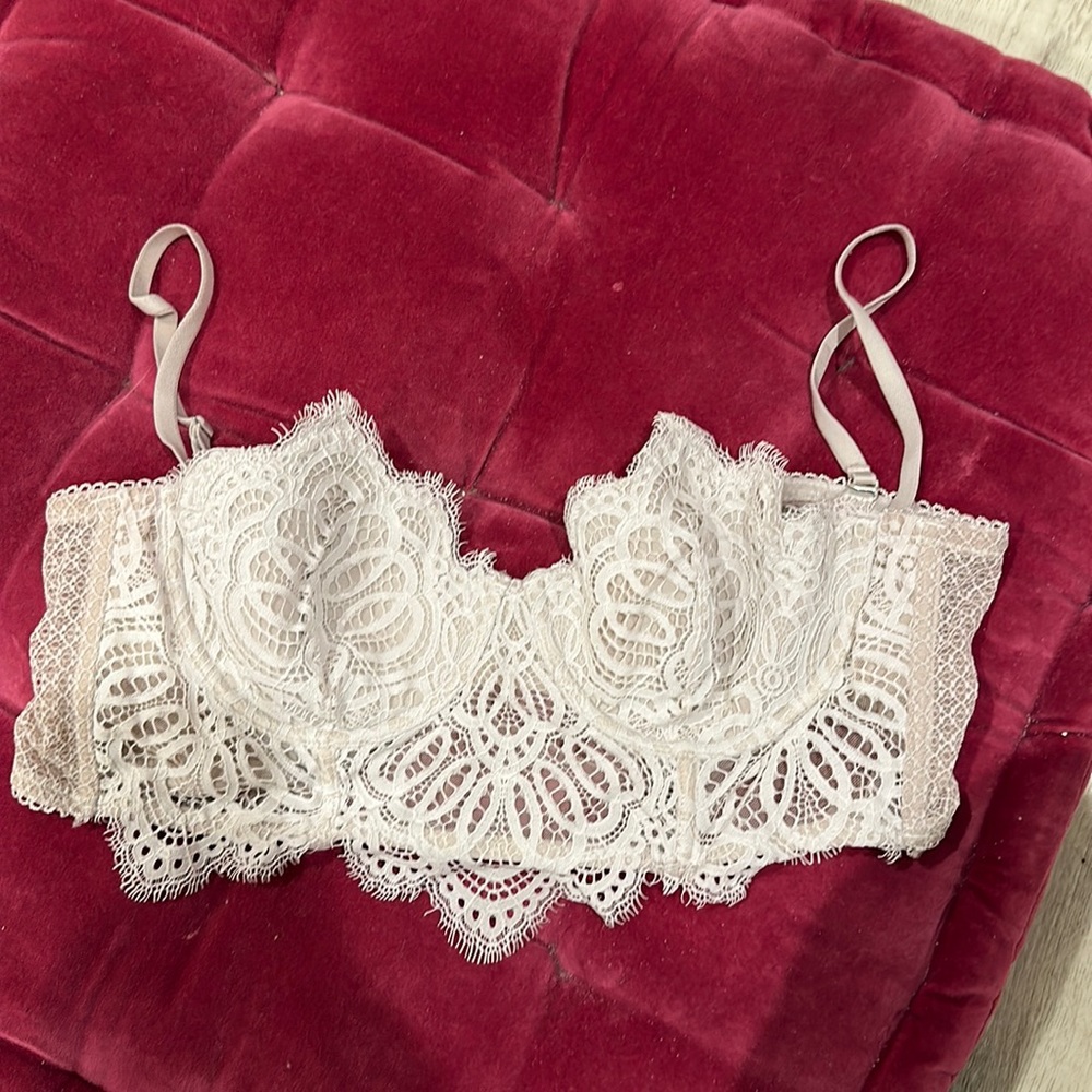 White/off white VS corset bra